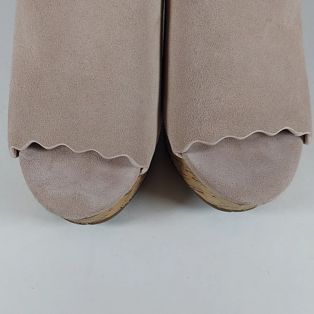 Marc Fisher HAYO Blush Pink Suede Cork Heel Wedges Scalloped Detail Size 11